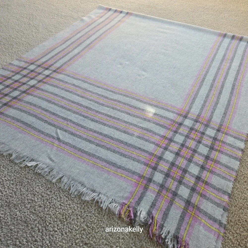 J. Crew Lightweight Wool Grey & Lavender Scarf *TINY TREATED HOLE* - Picture 13 of 14